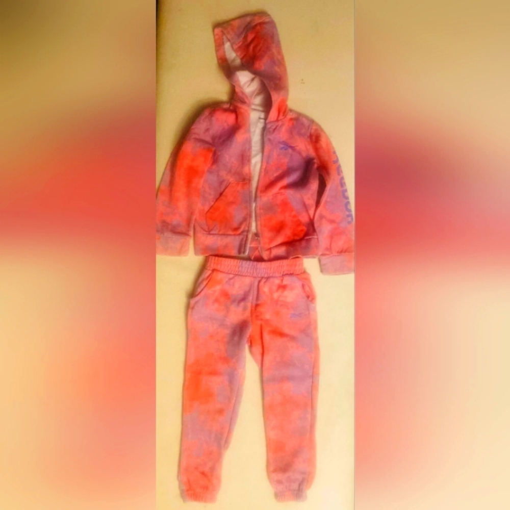 Cute girls sweat suit